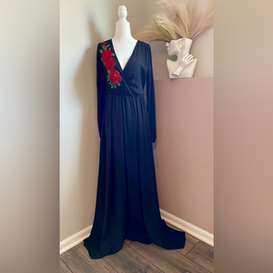 Windsor‎ Small Red Rose Slit Black Maxi Vacation Wedding Guest Dress